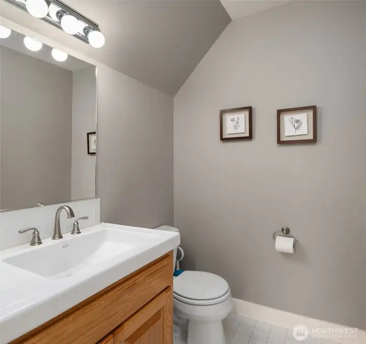 Bonus Room Powder Room