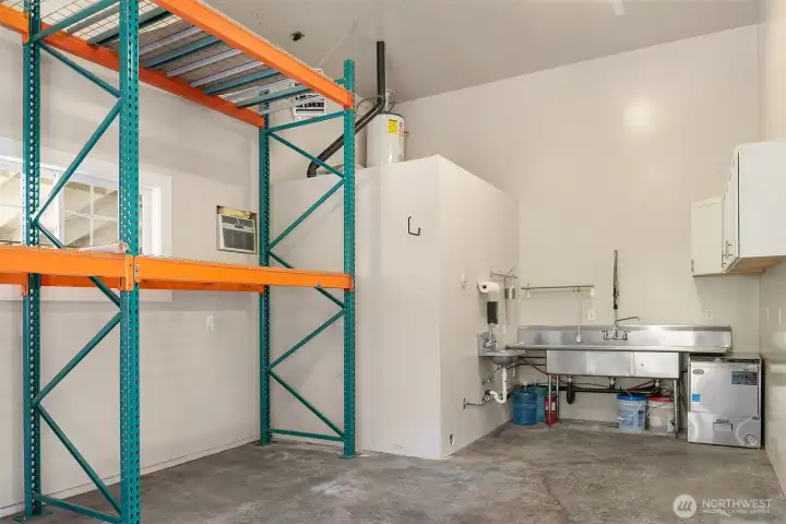 Commercial sink, Dishwasher and Hand washing station