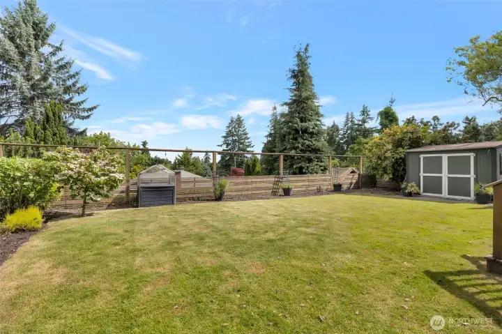 Private backyard with territorial and mountain views Private backyard with territorial and mountain views