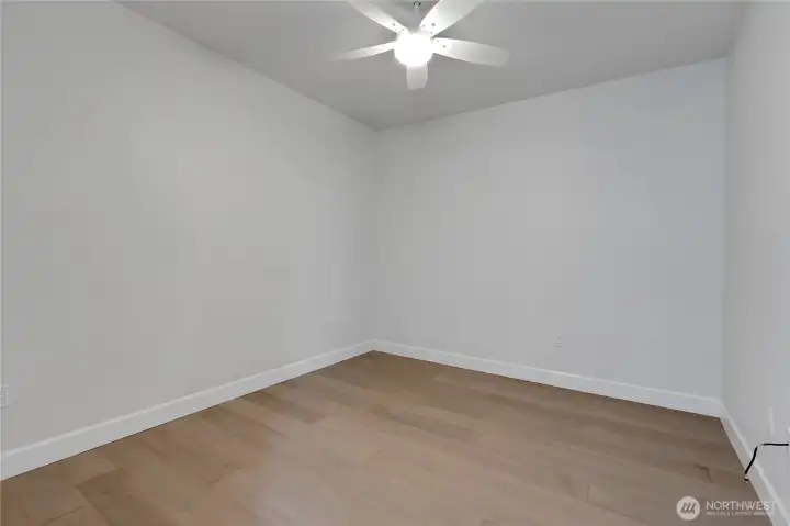 Second large bedroom or maybe a hobby room or office? Second large bedroom or maybe a hobby room or office?