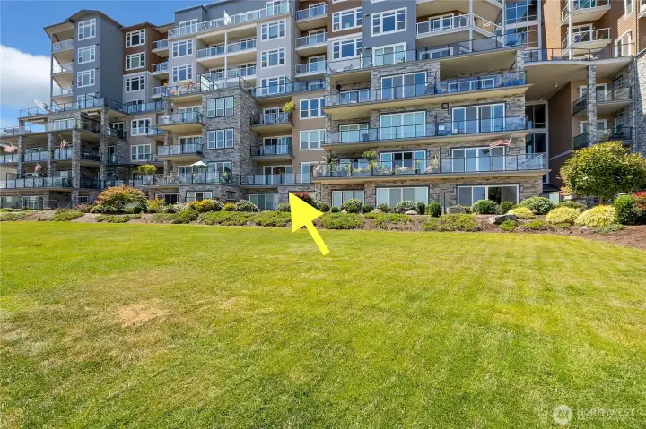 Beautifully landscaped and maintained front lawn to be enjoyed from the patio Beautifully landscaped and maintained front lawn to be enjoyed from the patio