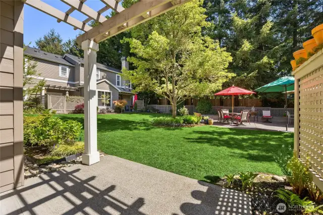 A delightful spot for al fresco dining or afternoon tea!