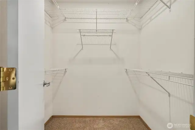Good sized walk in closet in primary bedroom!