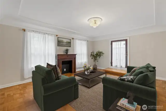 Same photo with Virtual Staging