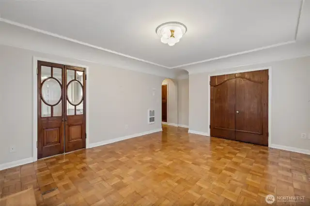 French doors to kitchen on left