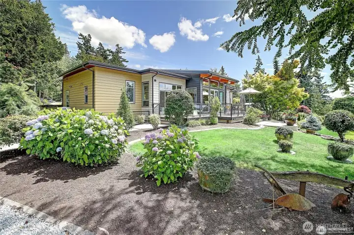 View going up the driveway.