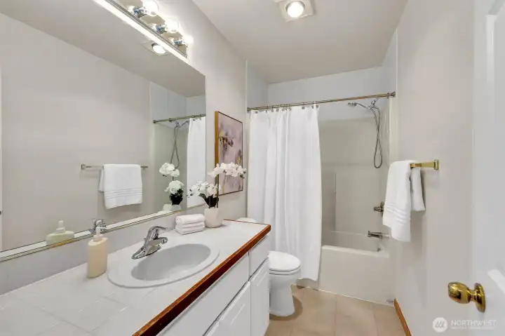 Guest bathroom on upper floor