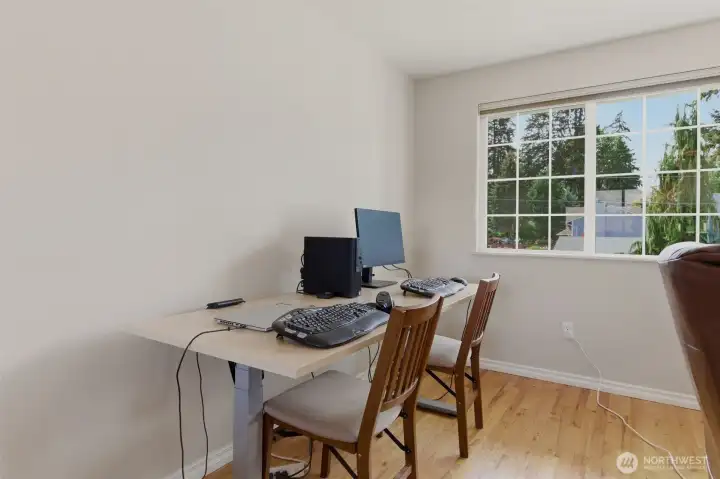 Desk area behind TV area