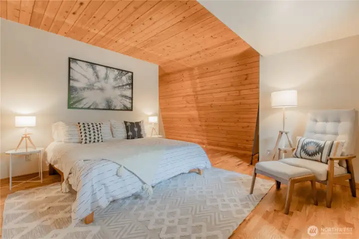 Second floor primary bedroom