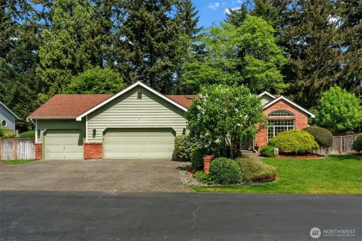 3 Car garage