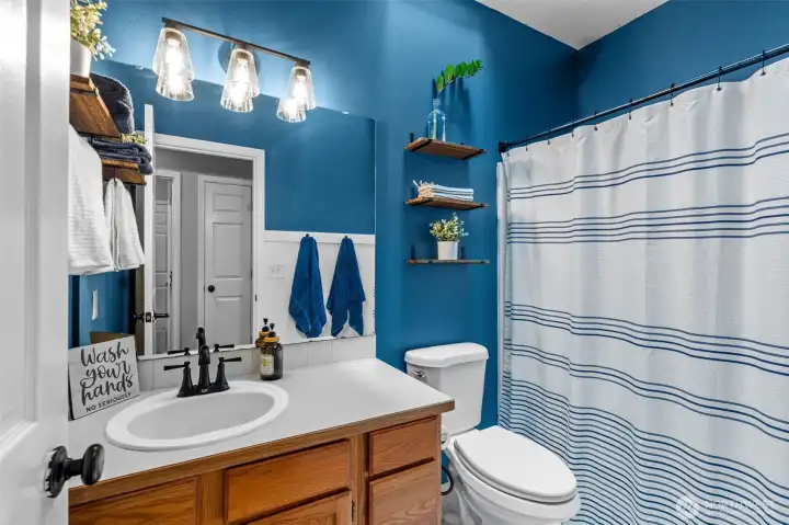 Main bathroom