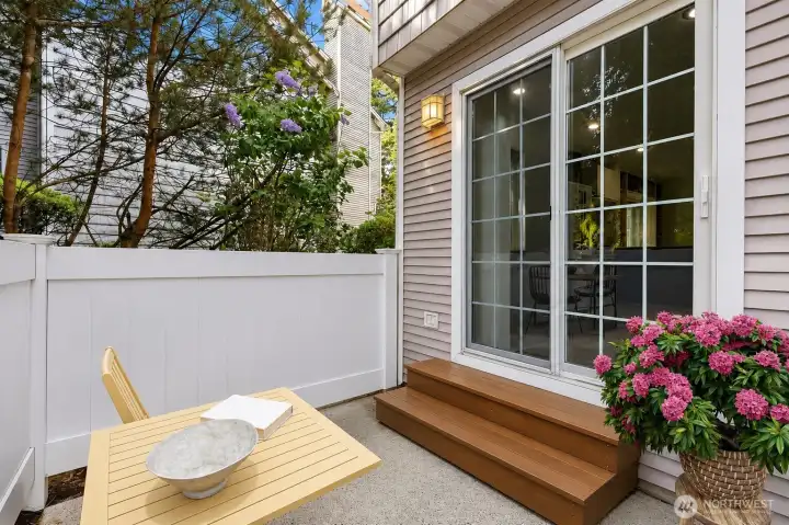 Private patio (virtually staged)
