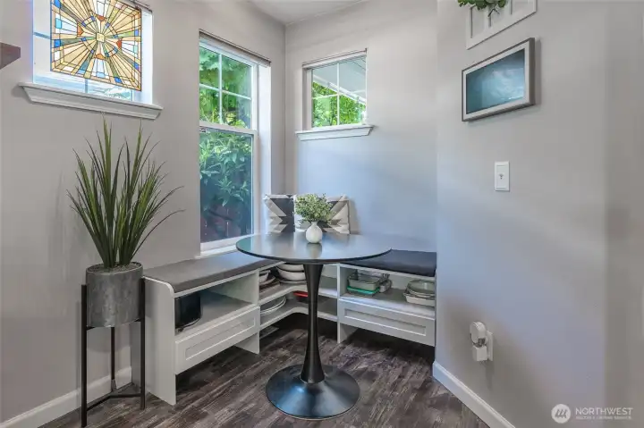 Breakfast nook in kitchen stays with home!