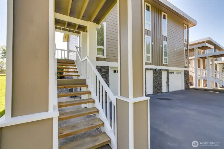 Garage under 4 units
