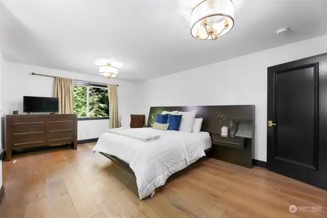 Another view of this huge bedroom.