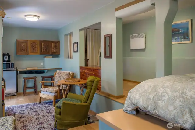 Guest suite