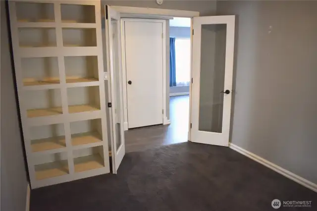 Den