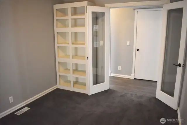 Den