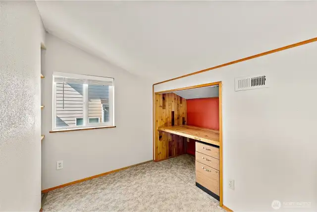 Charming Nook for your office space