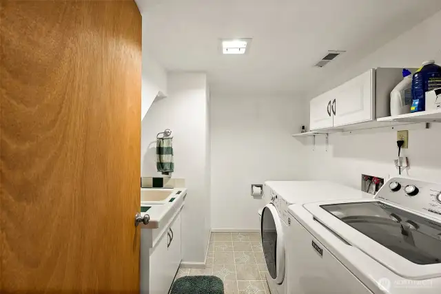 Utility Room Downstairs - Hosting .5 Bath