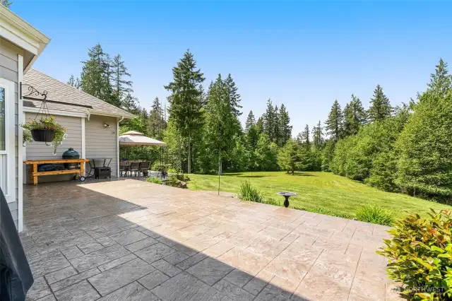 Beautiful stamped concrete patio - perfect for entertaining or dining al fresco while enjoying the views.