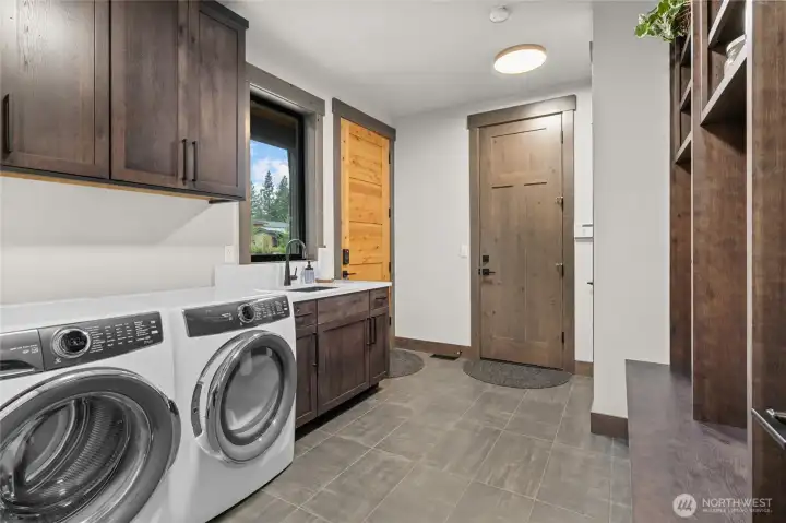 Laundry / Mud Room
