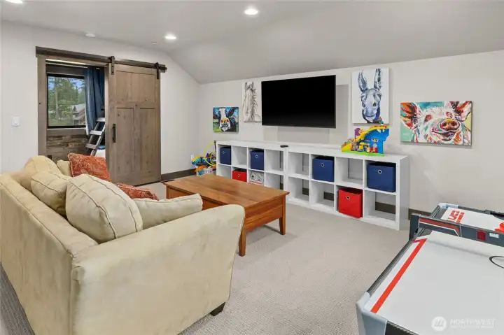 Bonus Room with Wet Bar / Bunk Room