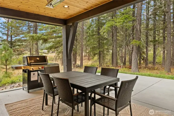 Undercover Outdoor Dining and Grill
