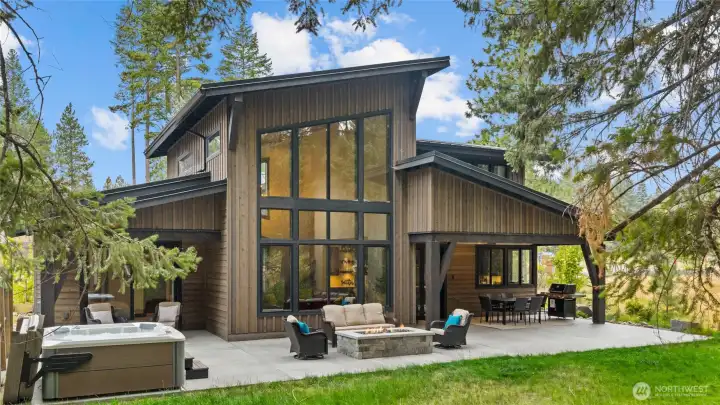 Outdoor Entertaining - Elk's Eye View