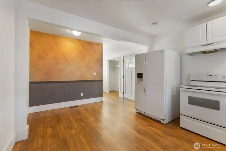 Eating area in kitchen