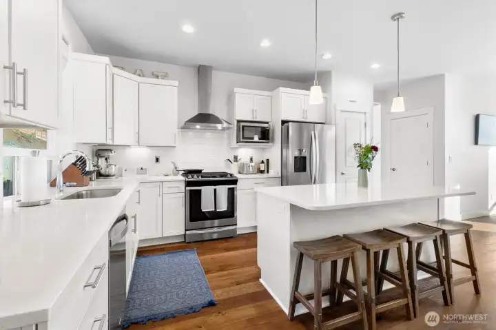 Beautiful and functional with seating at the island