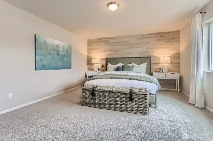 Disclaimer Secondary photos of same floor plan on different lot in different community: Photos are from another Luna, finishes, upgrades, and features may vary.