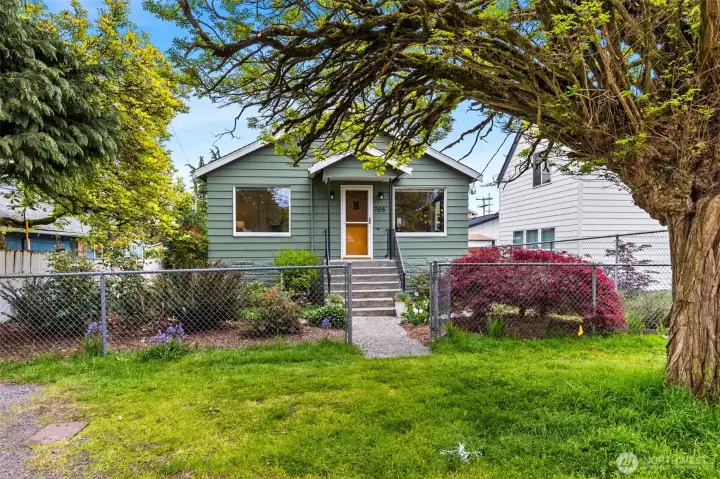 Your Greenwood home awaits.