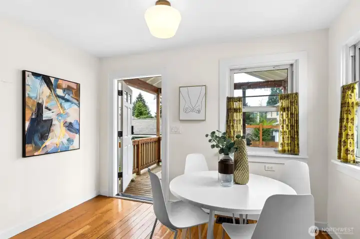 Dining area in the kitchen