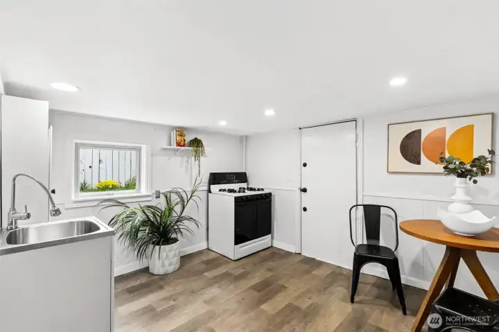 2nd kitchen and eating nook in the lower level apartment