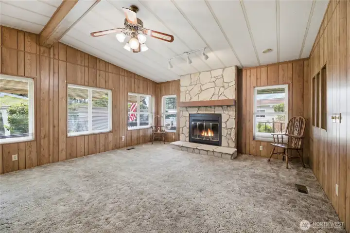 ~Family Room~