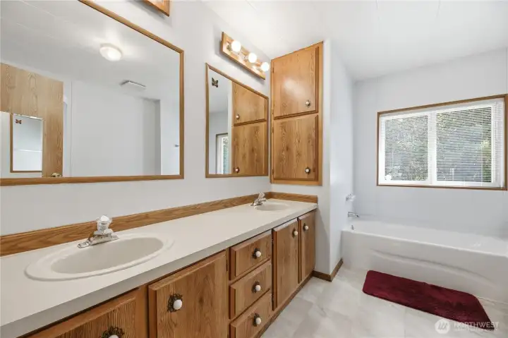 ~Primary Bathroom~