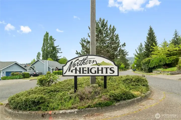 Silver Beach/Northern Heights: Great schools and neighborhood.
