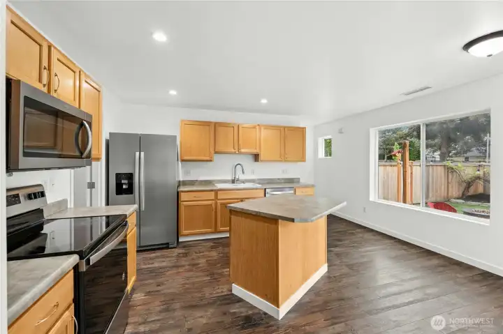 kitchen & dining room