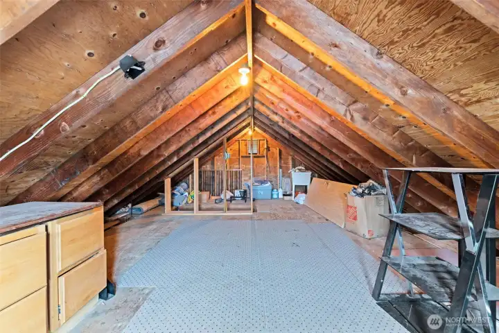 Not every home comes with a blank canvas like this. Transform this vaulted loft into the workspace, studio, or getaway you've always wanted.