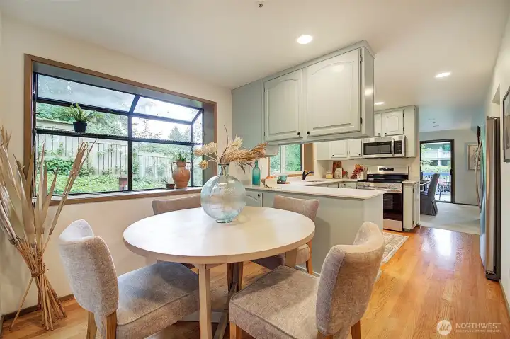 Cozy casual dining area Cozy casual dining area