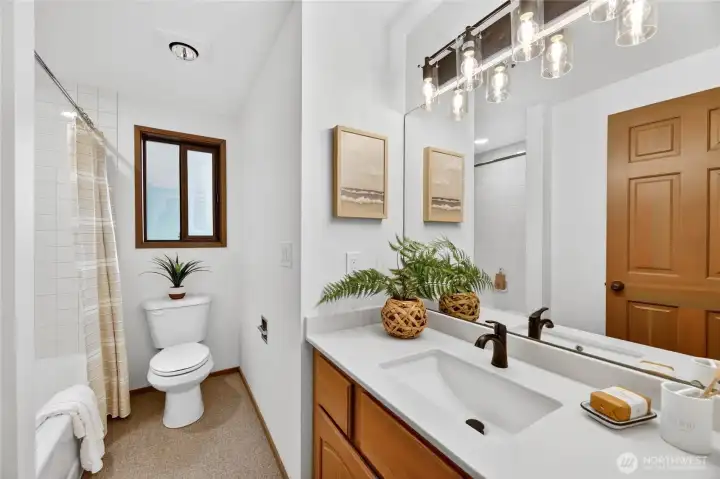 Full guest bathroom Full guest bathroom