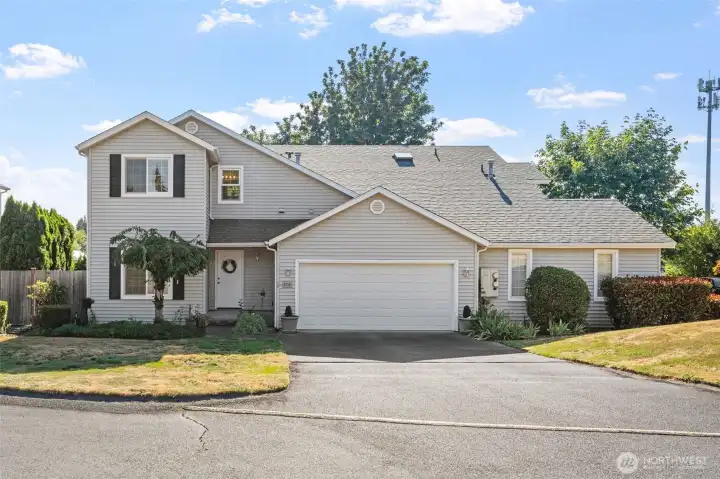 Welcome in to this great home! Welcome in to this great home!