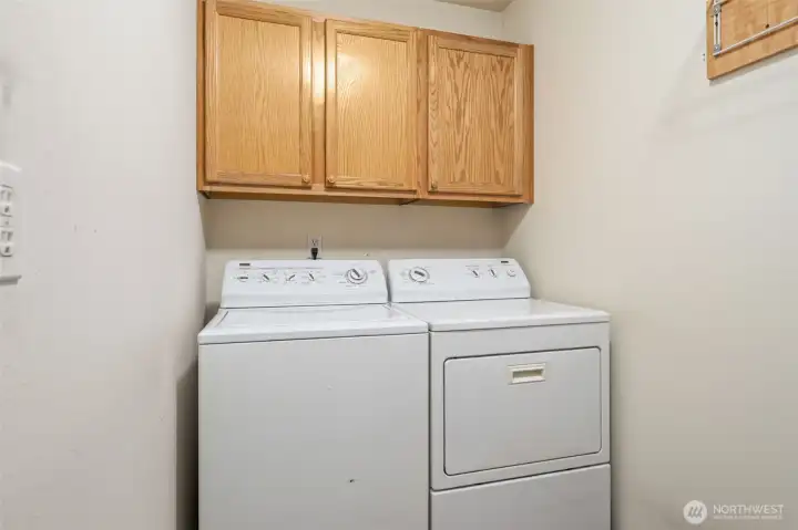 Upper level laundry makes this chore a breeze! Upper level laundry makes this chore a breeze!