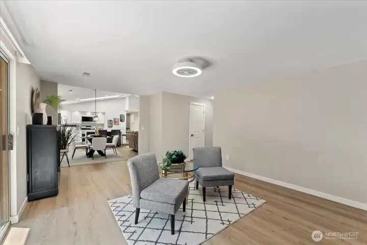 Flexible second living space is perfect for entertaining or relaxing. Flexible second living space is perfect for entertaining or relaxing.