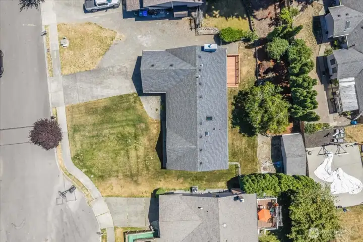 Roof was installed in approximately 2014. Roof was installed in approximately 2014.