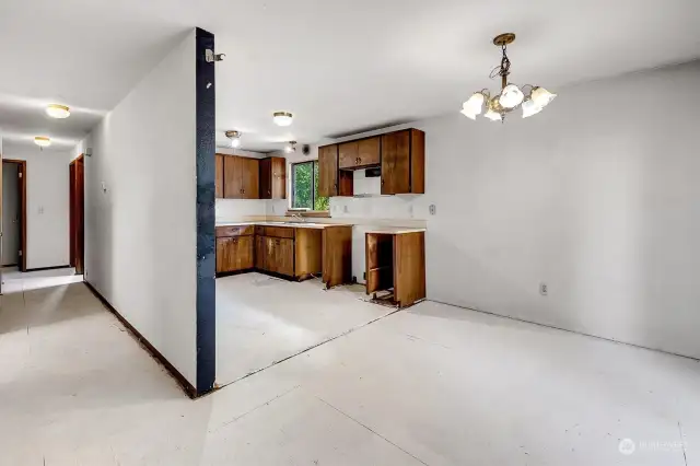 Kitchen if open to Dining Room.