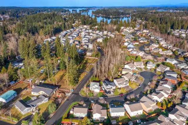 Close to Lake Tapps!