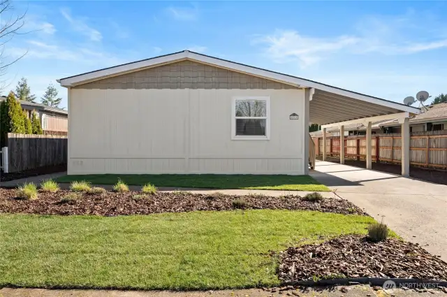 great curb appeal!