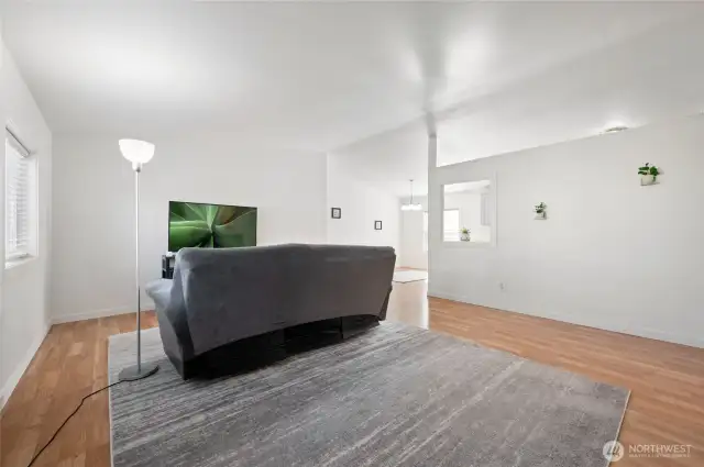 living room, vaulted ceilings